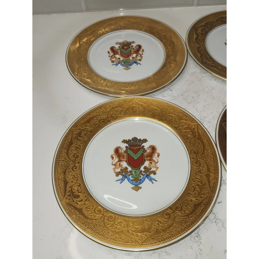 Set Of 4 Bohemia Czech Stouffer China Hand Painted Gold Lion Coat Of Arms Plates
